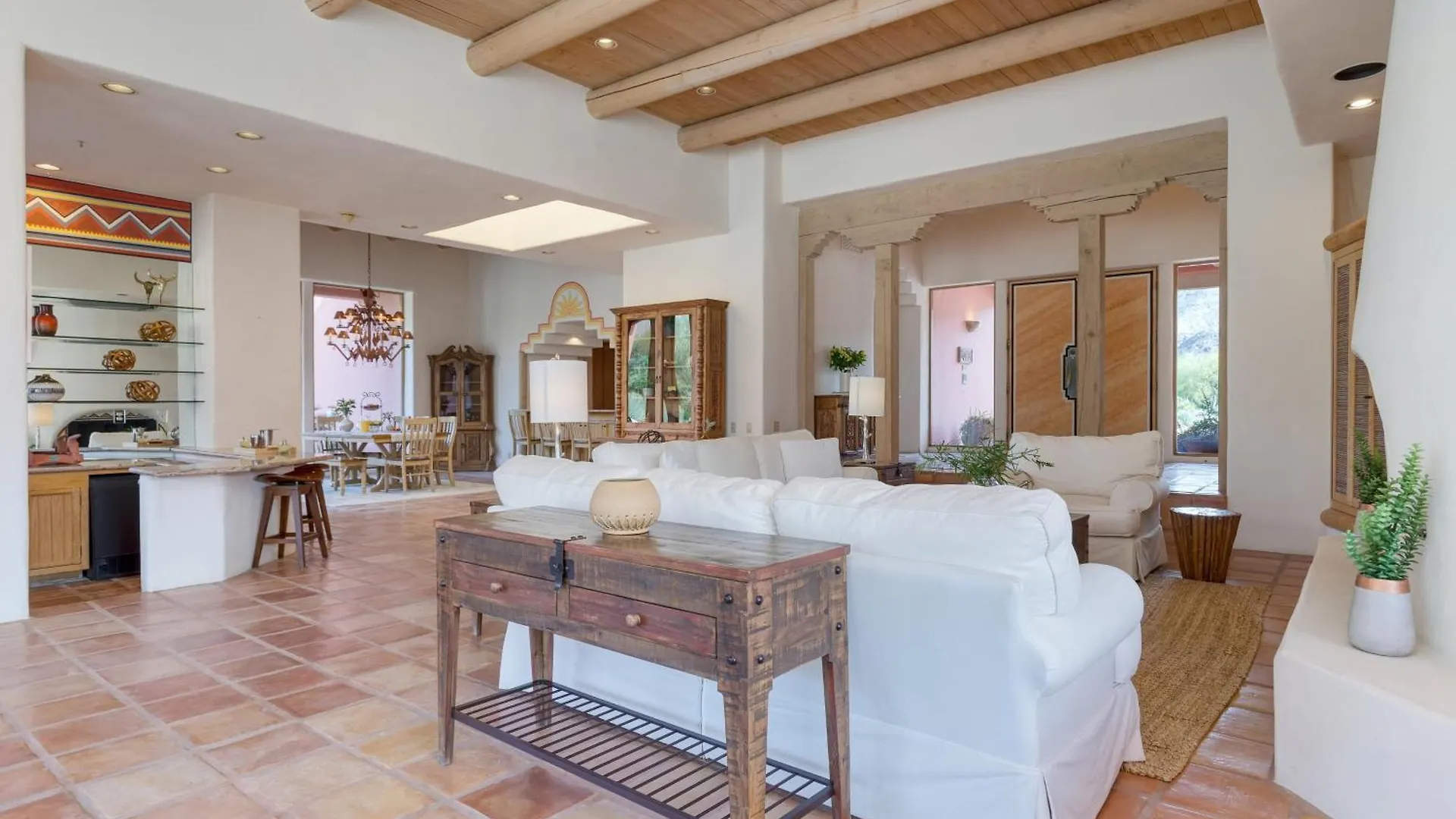 別荘 The Pond Estate By Avantstay Designer Compound W Multiple Pools Tennis View パーム・スプリングス